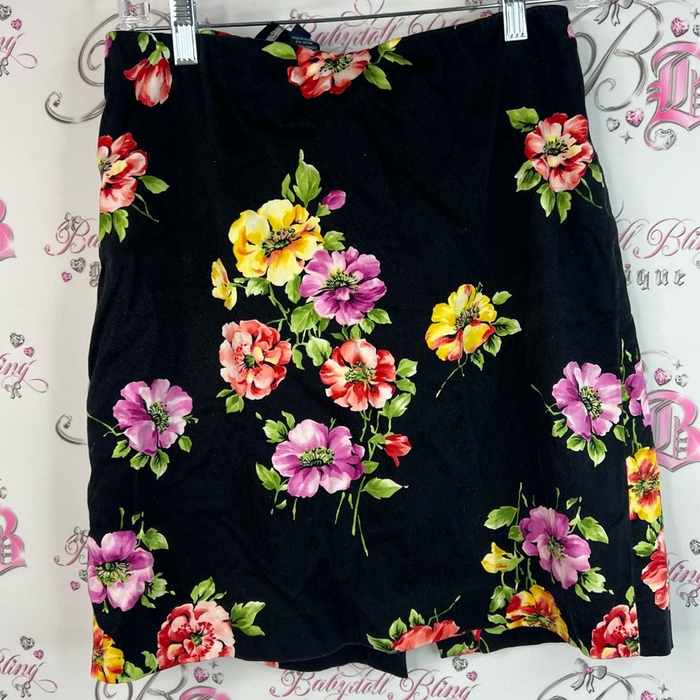 Jones New York skirt flowers bright Black Skirt with Vibrant Floral Design